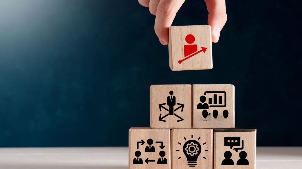 Sağlık Yönetimi Programı Nedir başlıklı blog yazısının öne çıkan görseli. Sağlık yönetimi programları hakkında bilgi veren içerik görseli.